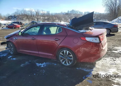 2015 Kia Optima Sx z USA, uszkodzony, nr VIN 5XXGR4A66FG379513